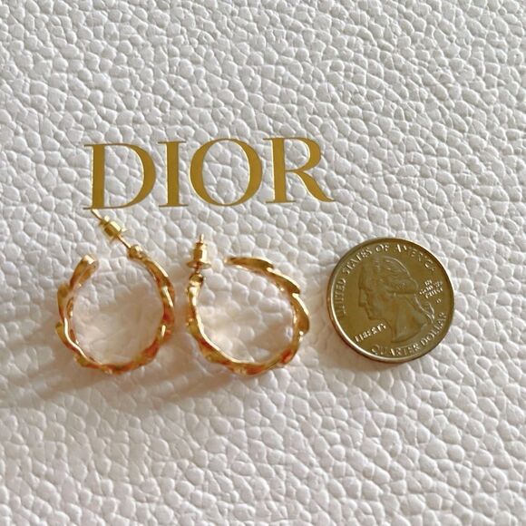 Gold Hoop Chain Earrings - Picture 5 of 5